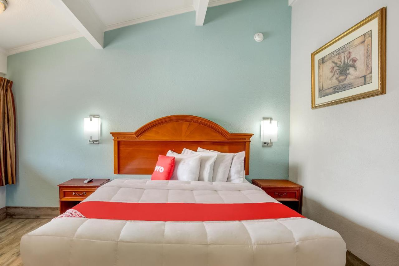Oyo Hotel Lake Charles La I-10 Exteriör bild
